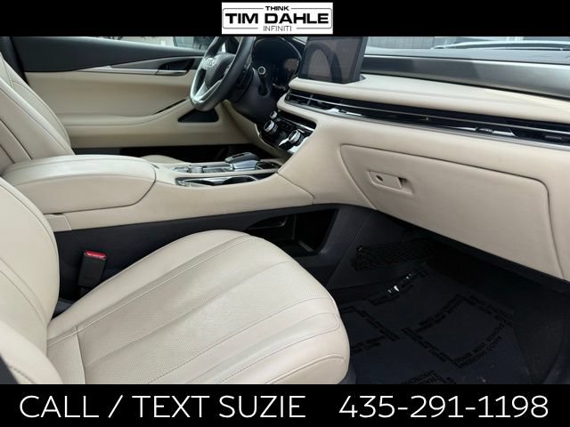 Certified 2023 INFINITI QX60 Luxe w/ Cargo Package AWD/4WD image 17