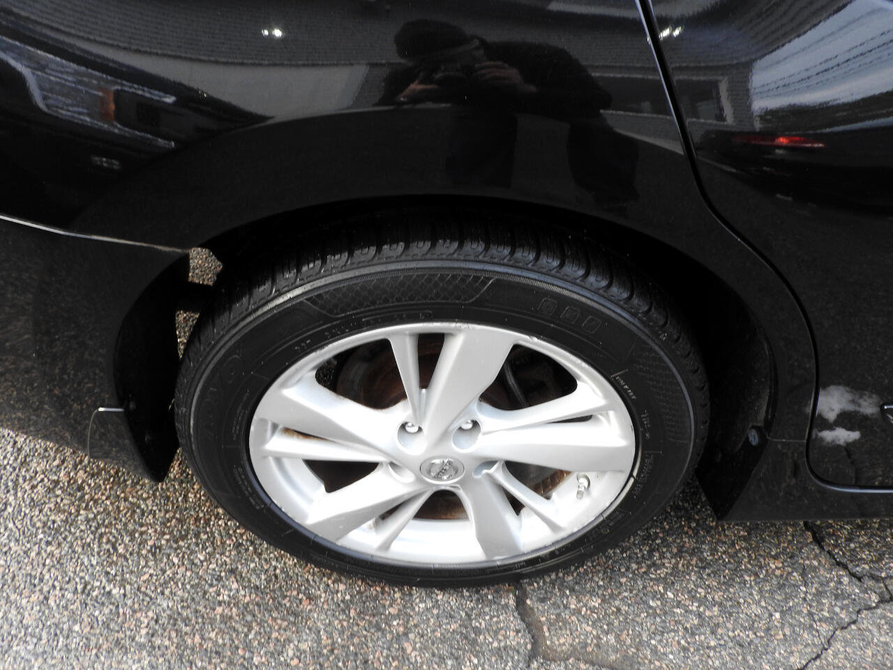 Used 2015 Nissan Altima 2.5 SV w/ Convenience Package image 17