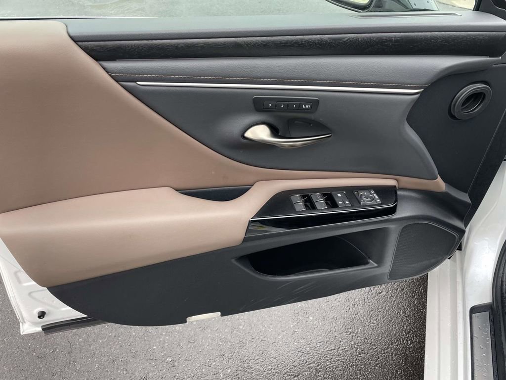 Used 2024 Lexus ES 350 350 image 27