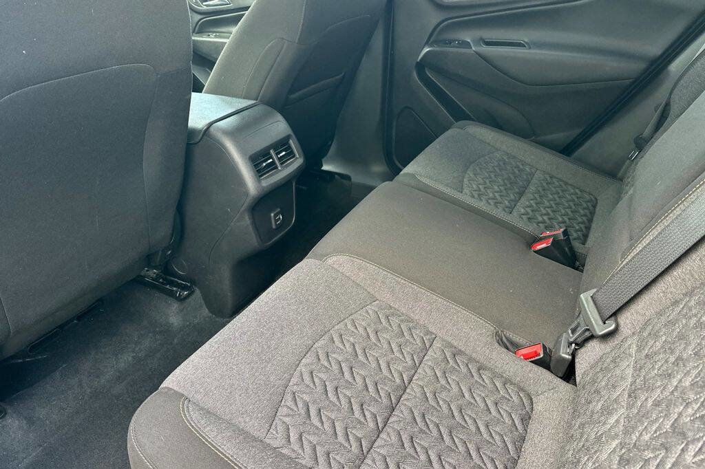 Used 2024 Chevrolet Equinox LT image 12