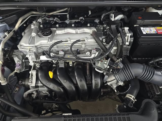 Used 2022 Toyota Corolla LE FWD image 12
