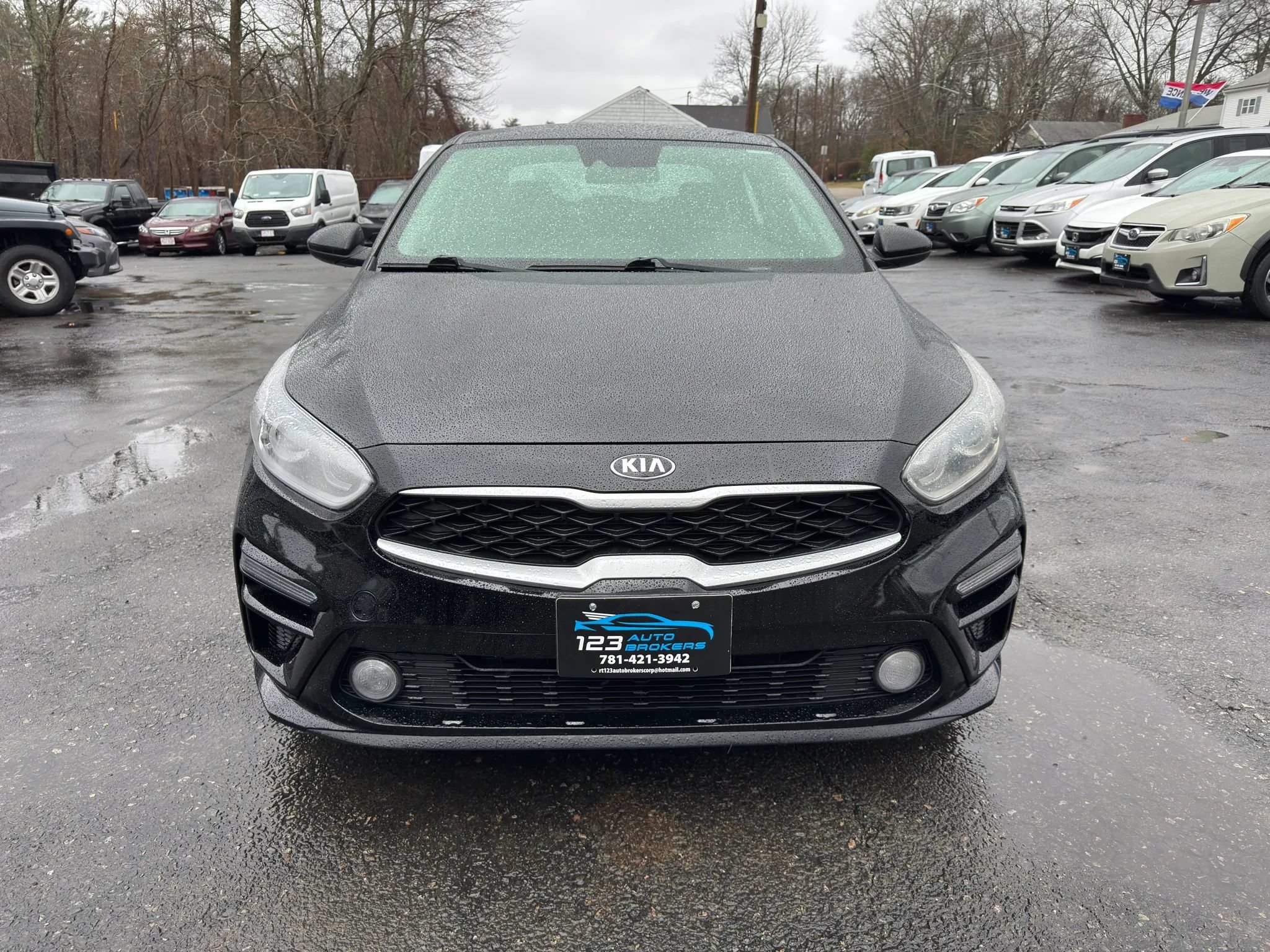 Used 2019 Kia Forte LXS FWD image 2