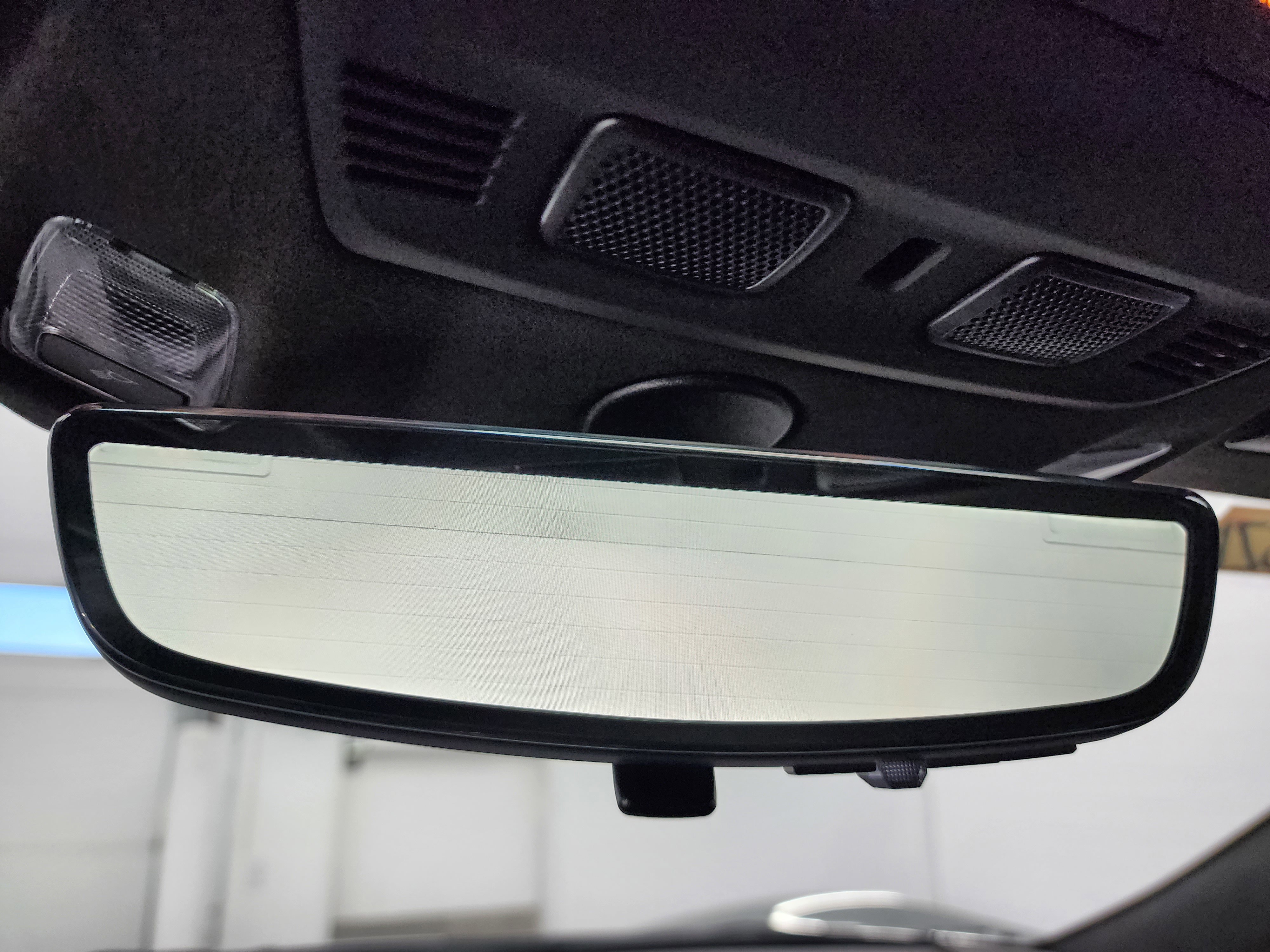 Used 2022 Chevrolet Corvette Stingray Premium Conv w/ Z51 Performance Package image 14