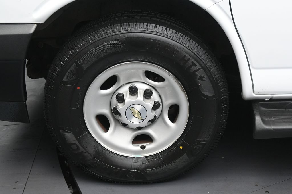 Used 2023 Chevrolet Express 3500 LS RWD image 12