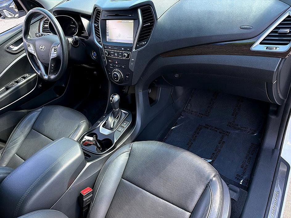 Used 2017 Hyundai Santa Fe Sport image 23