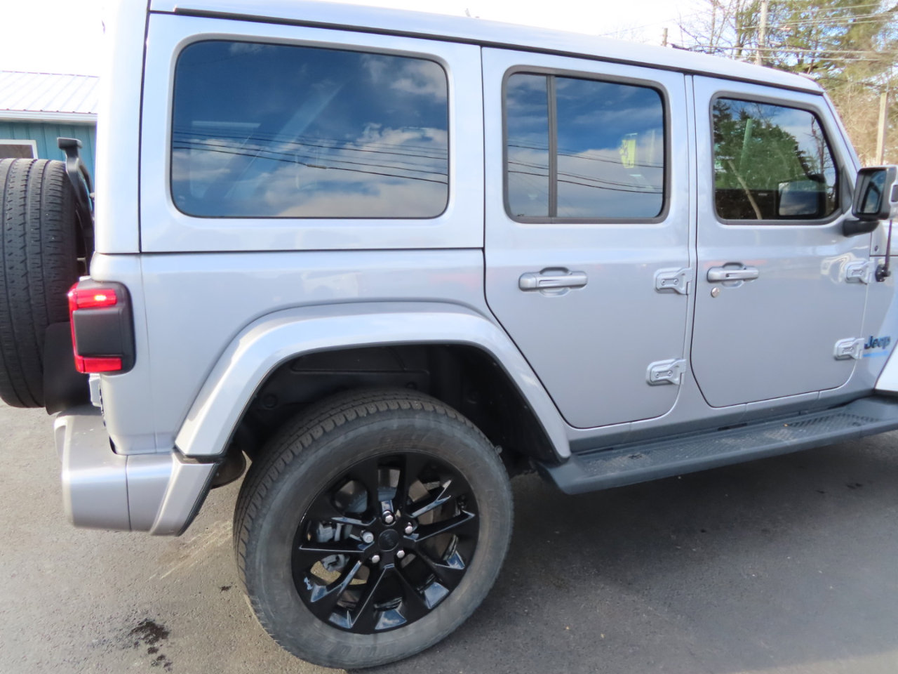 Used 2021 Jeep Wrangler Unlimited Sahara image 15