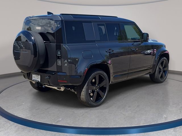New 2026 Land Rover Defender 110 X-Dynamic SE image 5