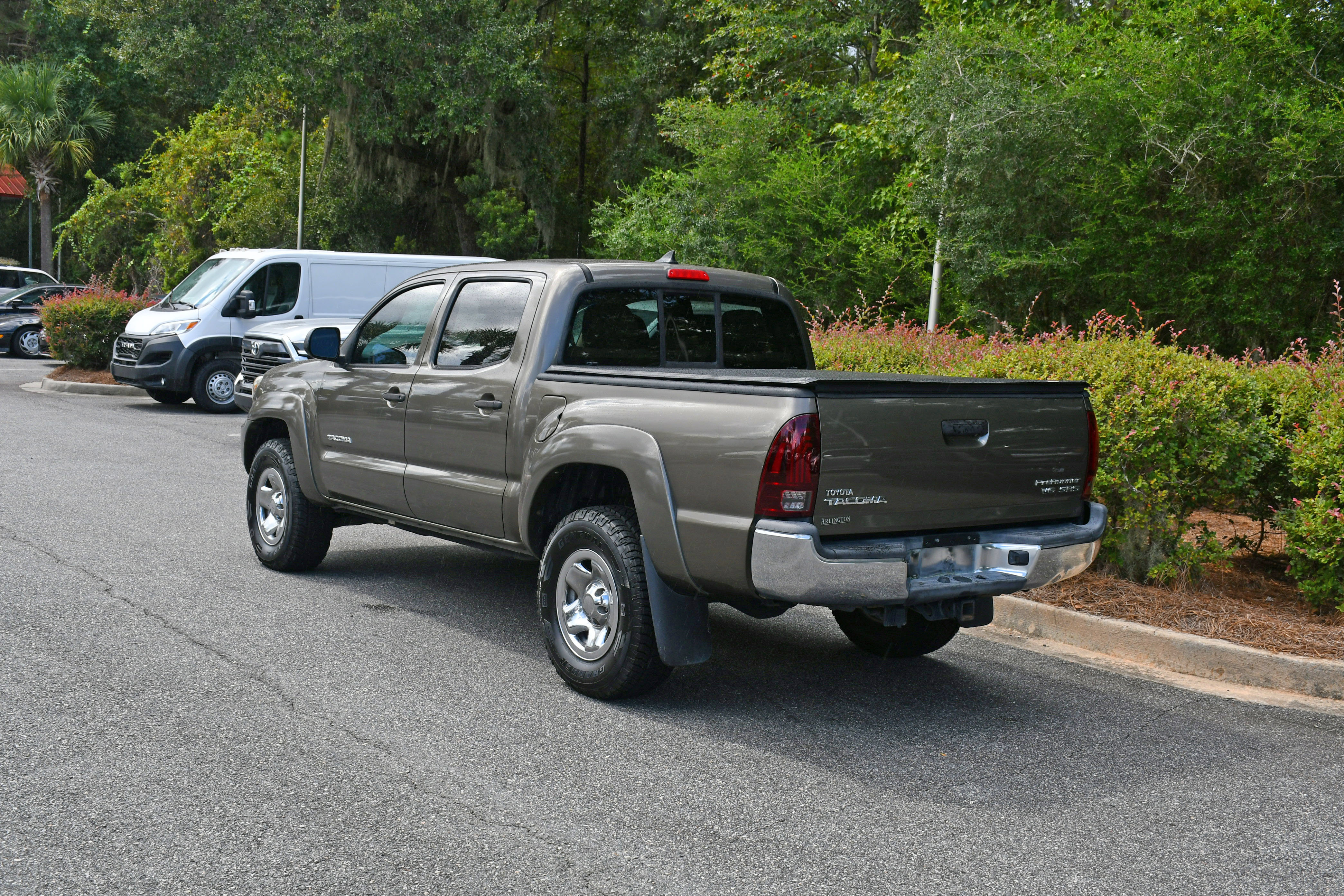Used 2014 Toyota Tacoma PreRunner w/ SR5 Package RWD image 3