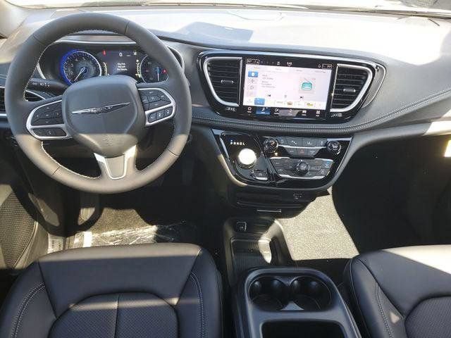 New 2026 Chrysler Pacifica Select FWD image 13