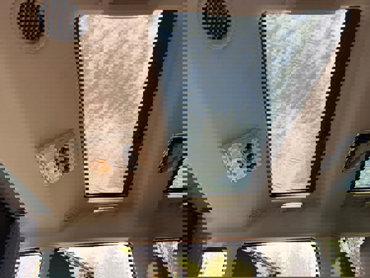 Used 2016 Land Rover LR4 HSE LUX image 23