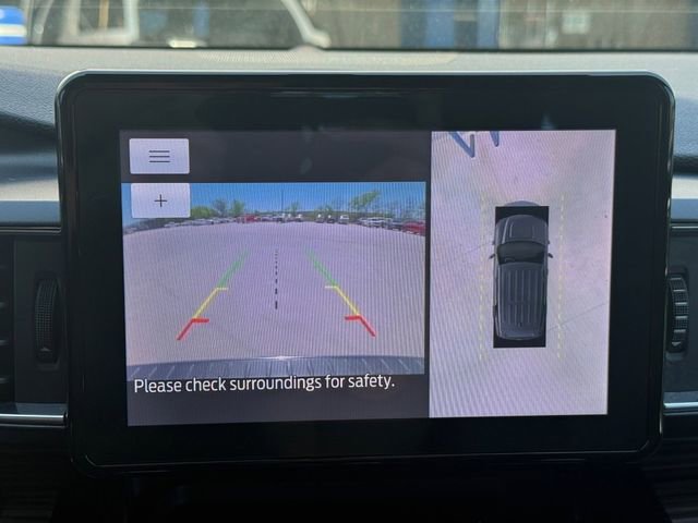 Used 2021 Ford Explorer Limited w/ Equipment Group 301A image 9