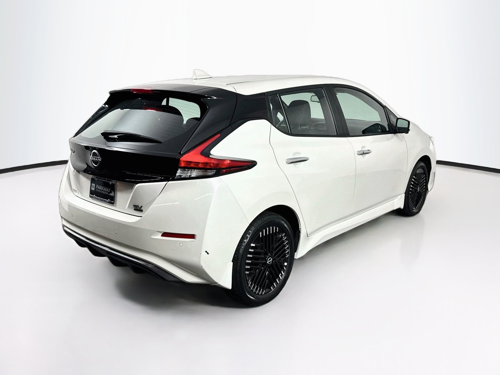 Used 2023 Nissan Leaf SV Plus FWD image 7