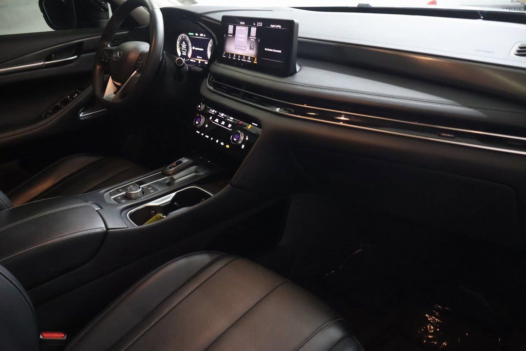 Used 2023 INFINITI QX60 Luxe w/ Vision Package image 11