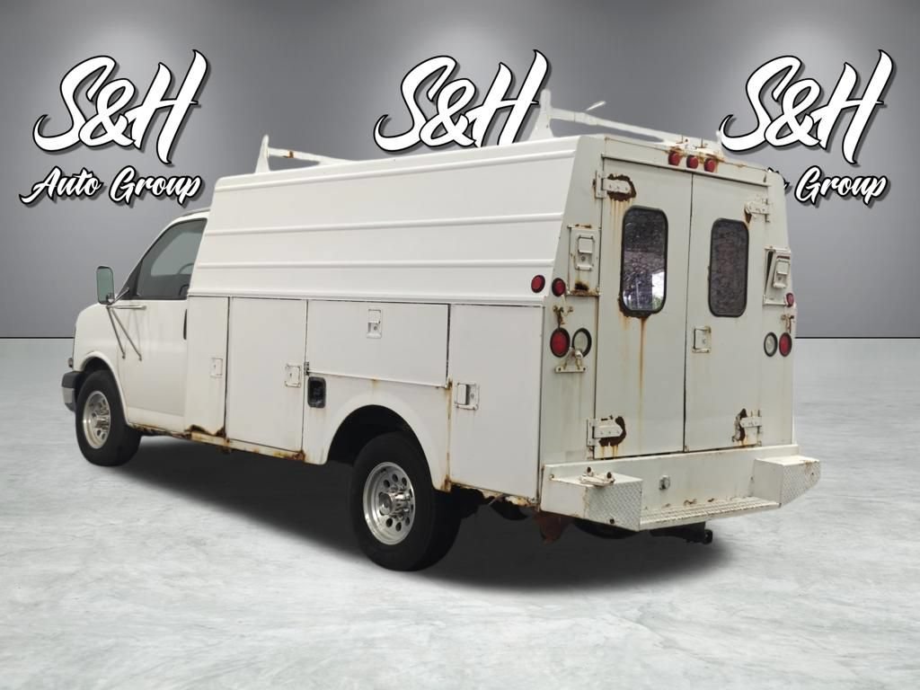 Used 2004 Chevrolet Express 3500 RWD image 12