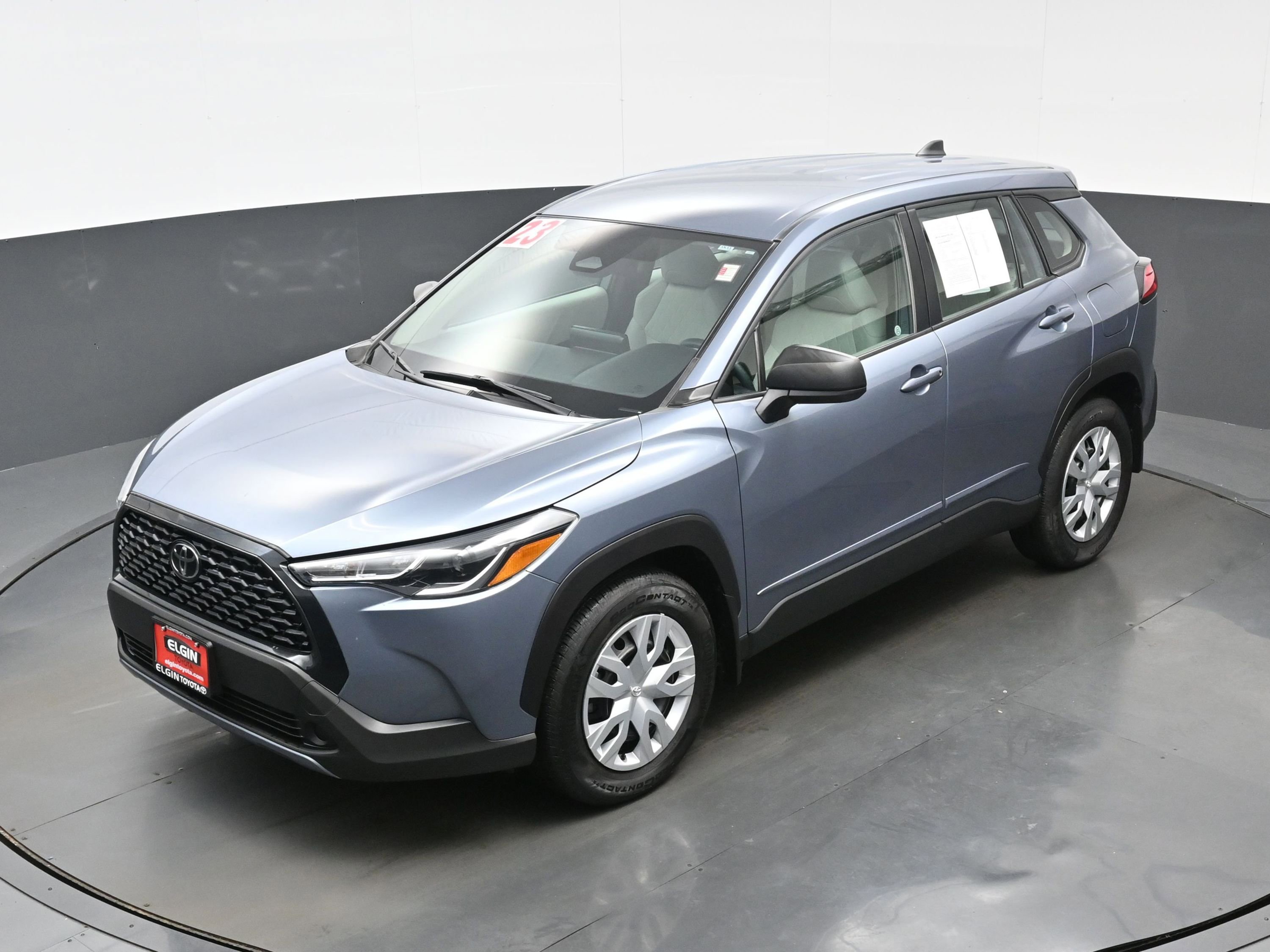 Used 2023 Toyota Corolla Cross L image 33