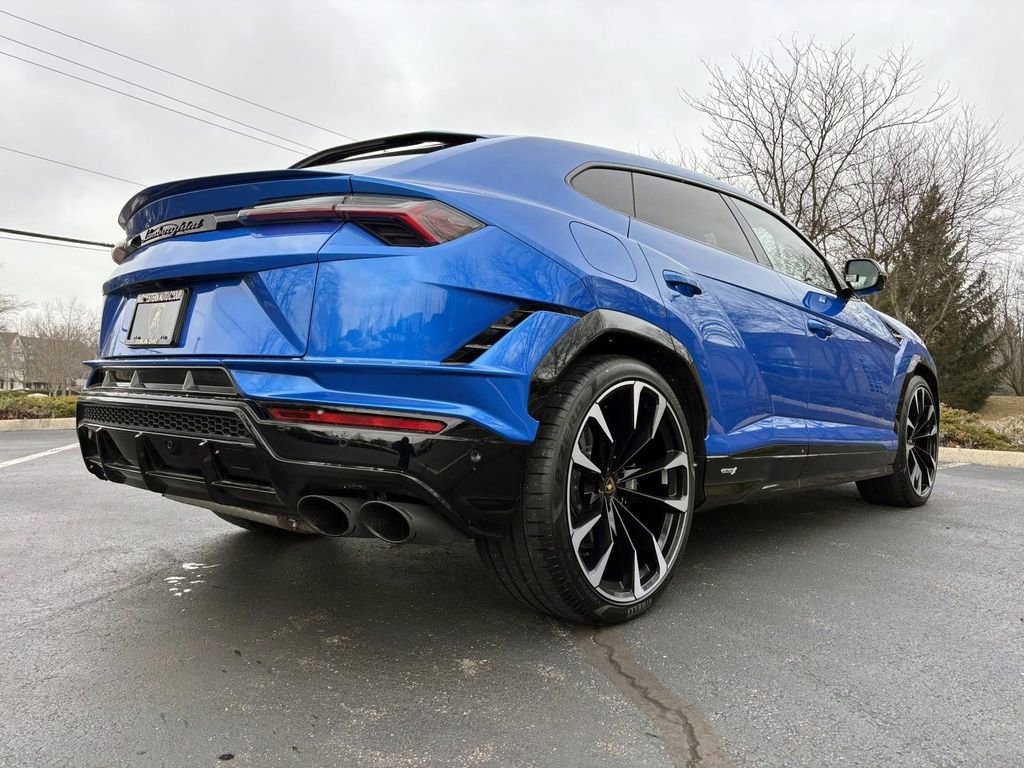Used 2023 Lamborghini Urus S image 55
