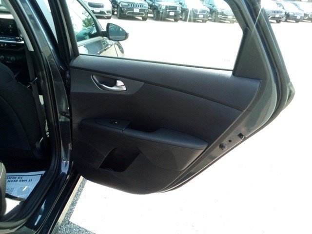 Used 2020 Kia Forte LXS image 15