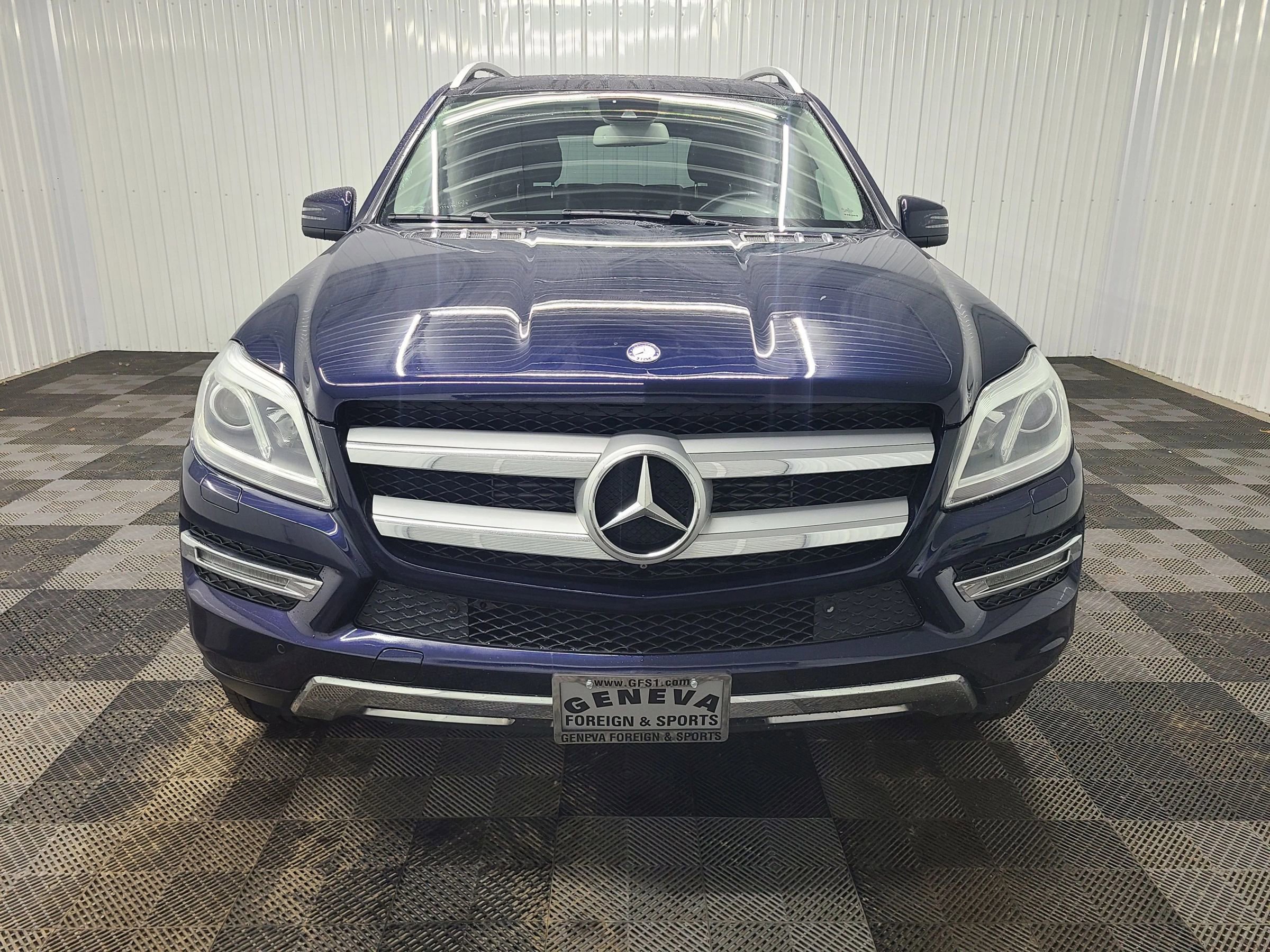 Used 2016 Mercedes-Benz GL 320 BlueTEC 4MATIC w/ Premium I Package image 6