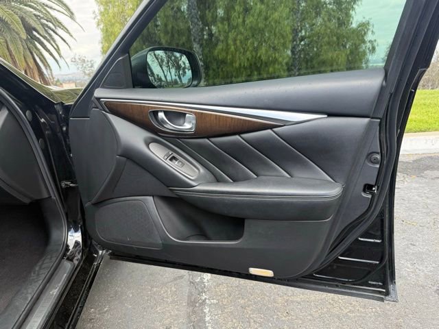 Used 2018 INFINITI Q50 Luxe RWD image 9