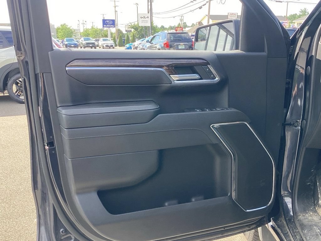 Used 2023 GMC Sierra 1500 Elevation AWD/4WD image 8