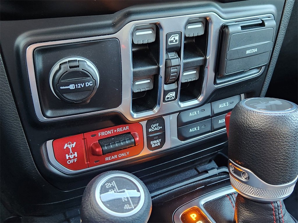 Used 2023 Jeep Wrangler Unlimited Rubicon w/ Xtreme 35 Tire Package image 14