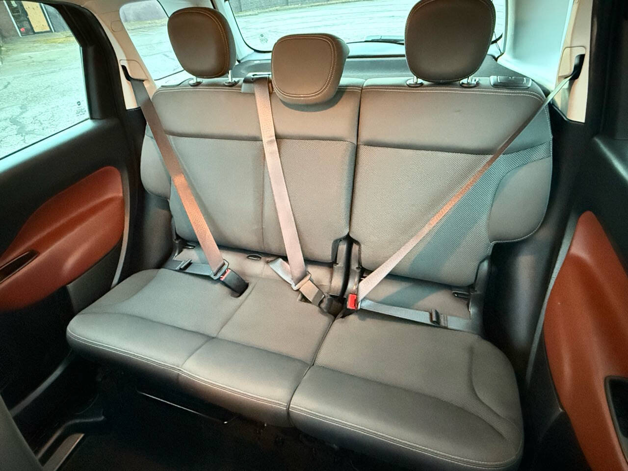 Used 2014 FIAT 500L Trekking FWD image 9