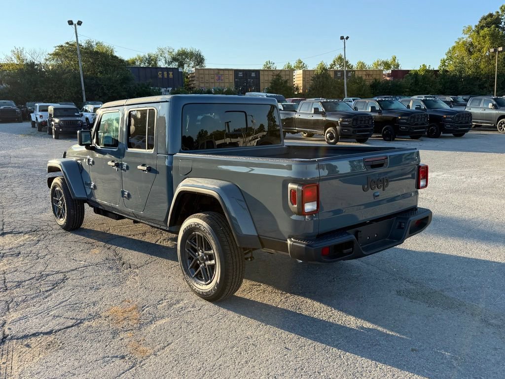 New 2026 Jeep Gladiator Sport AWD/4WD image 9