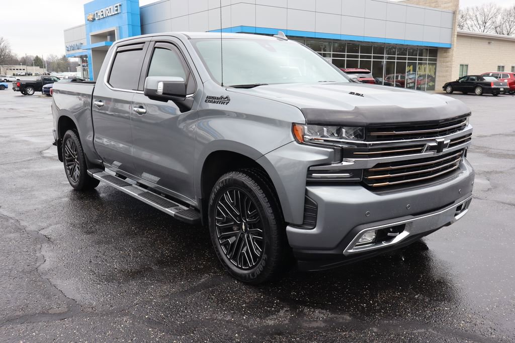 Used 2022 Chevrolet Silverado 1500 High Country w/ LPO, Dark Essentials Package image 2