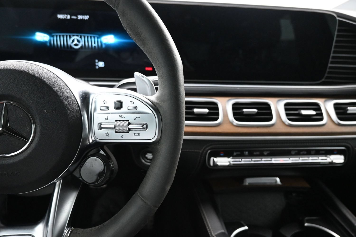 Used 2022 Mercedes-Benz GLE 53 AMG 4MATIC Coupe image 18