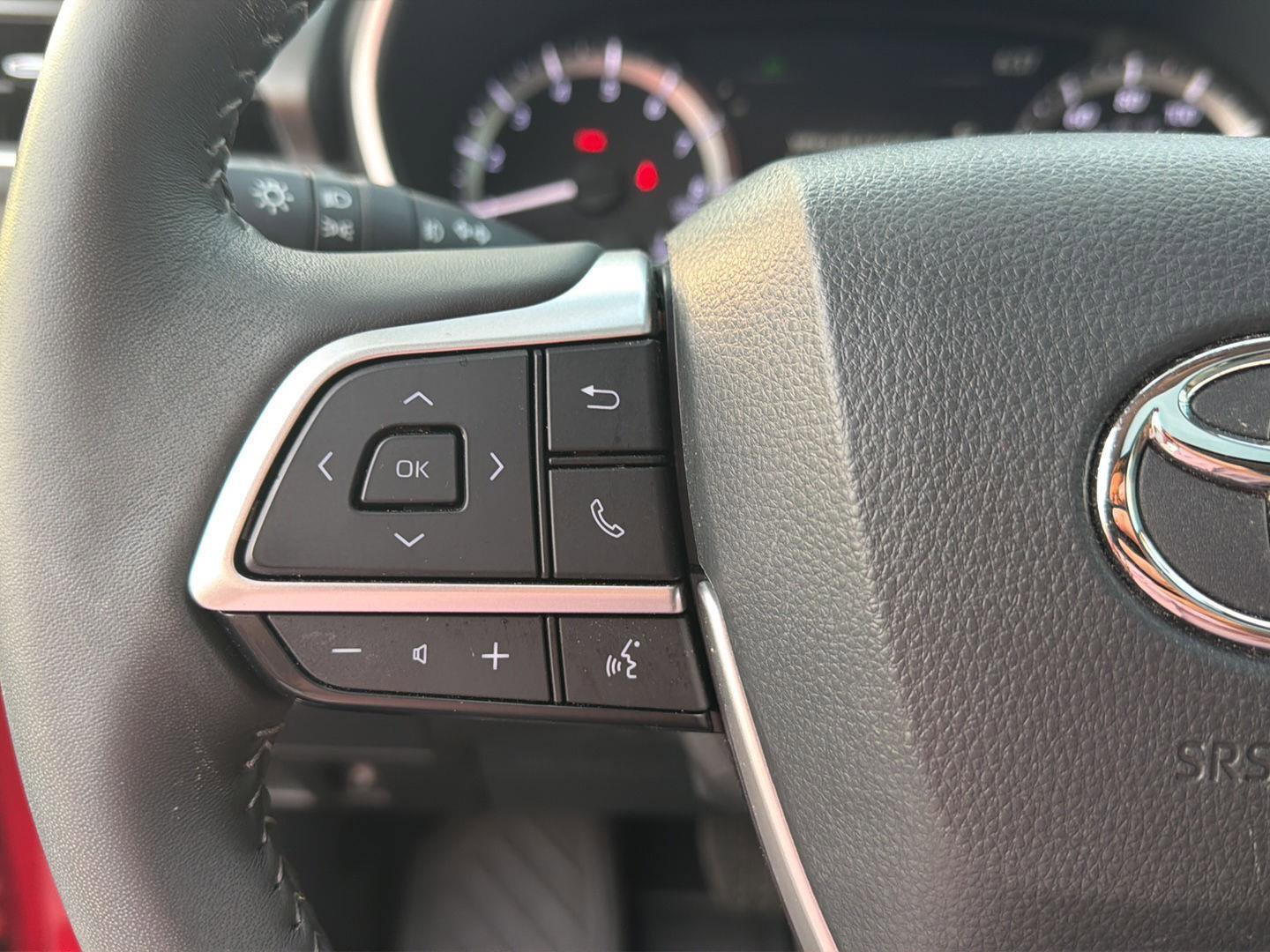 Certified 2024 Toyota Highlander XLE AWD/4WD image 22