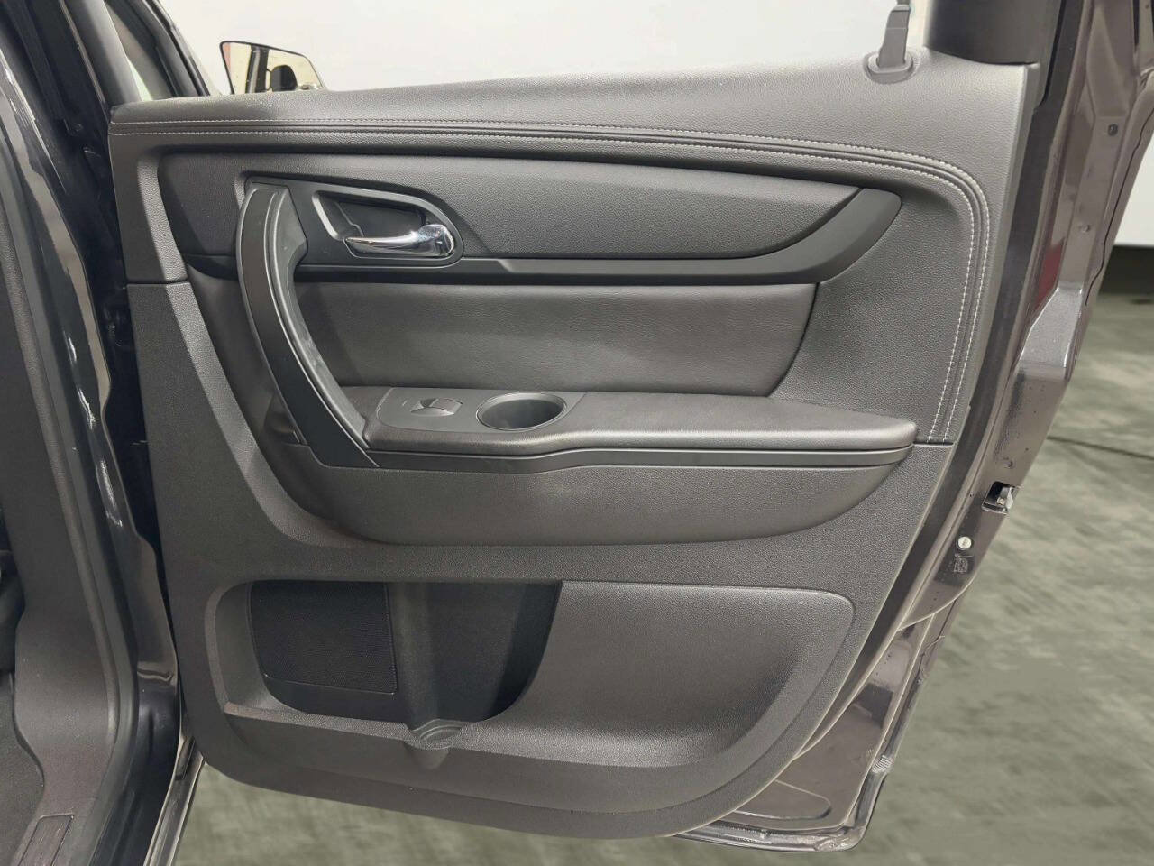 Used 2016 Chevrolet Traverse LT w/ Style and Technology Package image 20