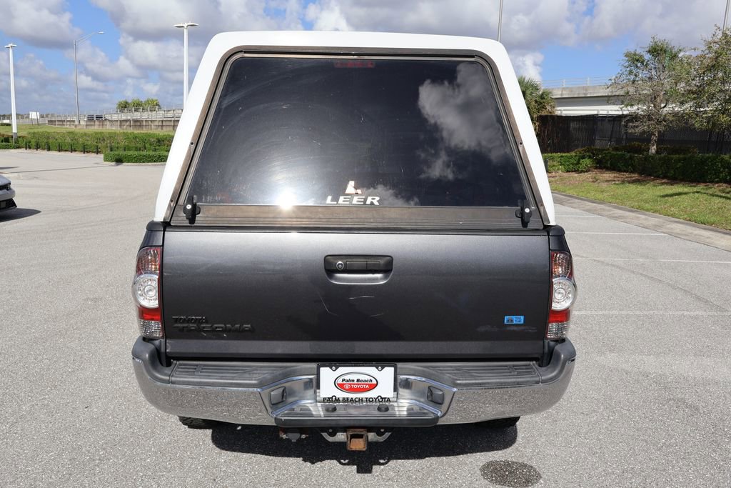 Used 2012 Toyota Tacoma 4x4 Double Cab w/ SR5 Pkg image 10