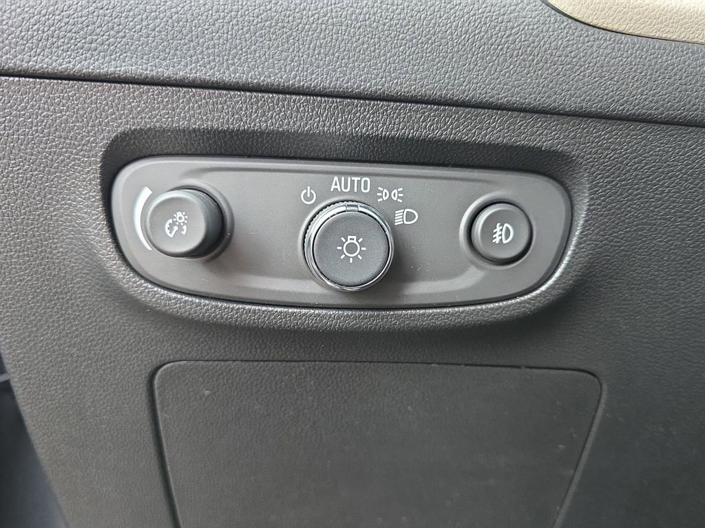 Certified 2023 Buick Encore GX Preferred w/ Cold Weather Comfort Package FWD image 26