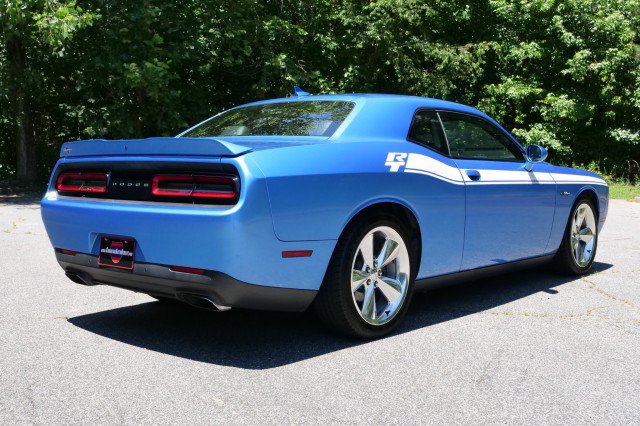 Used 2016 Dodge Challenger R/T Plus RWD image 23