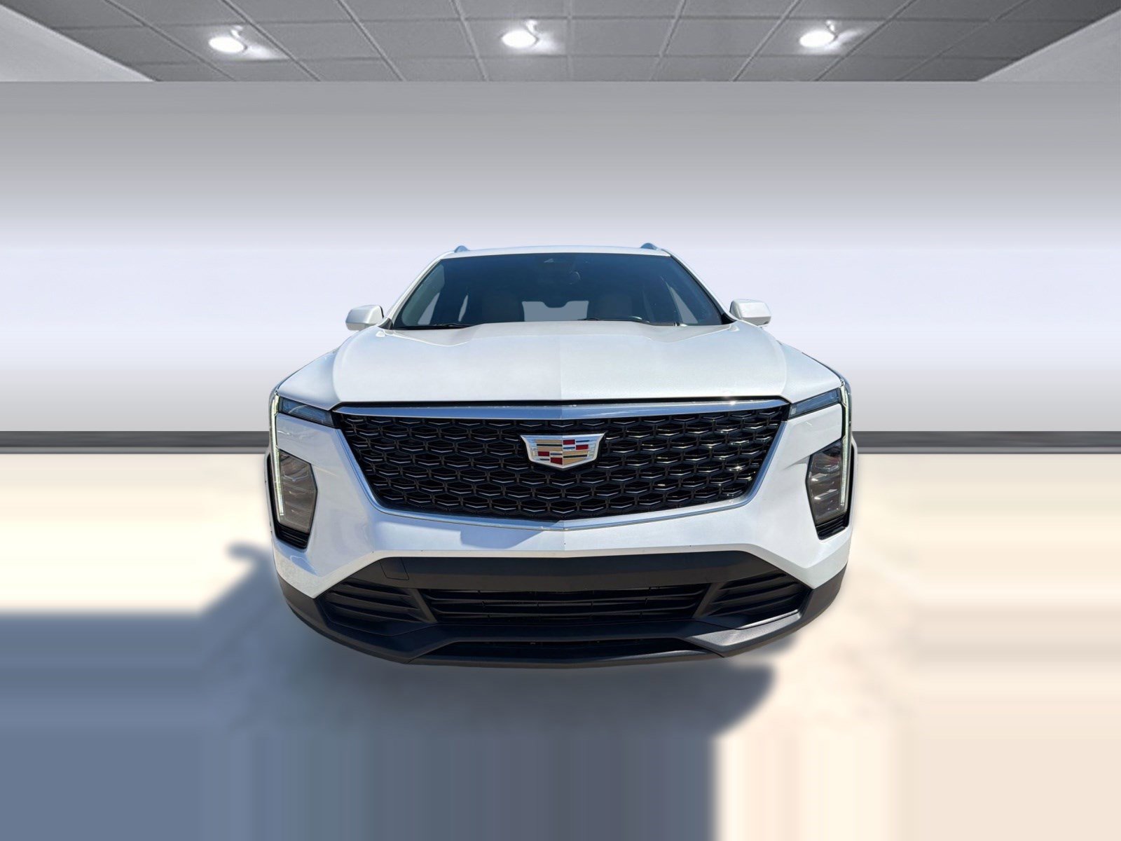 Used 2024 Cadillac XT4 Luxury w/ LPO, Floor Liner Package image 5