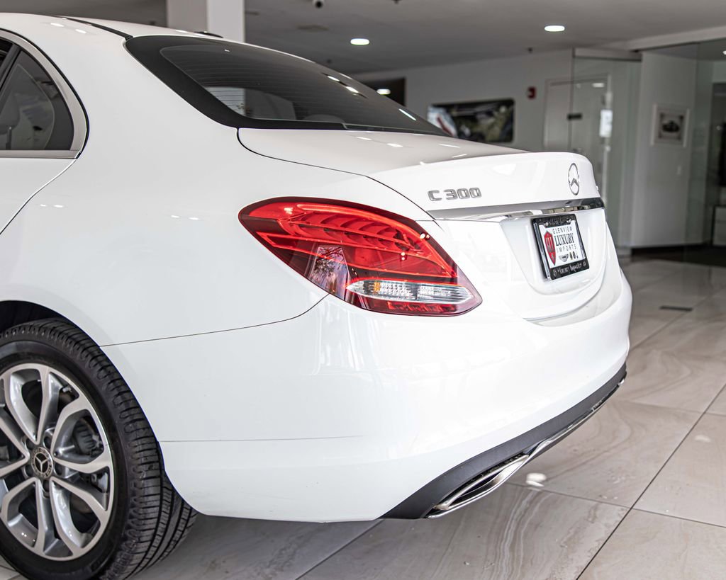 Used 2018 Mercedes-Benz C 300 4MATIC Sedan image 14
