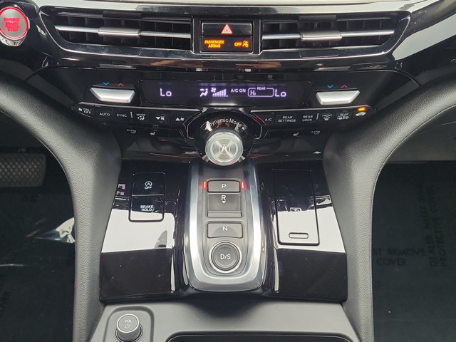 Used 2025 Acura MDX FWD image 18