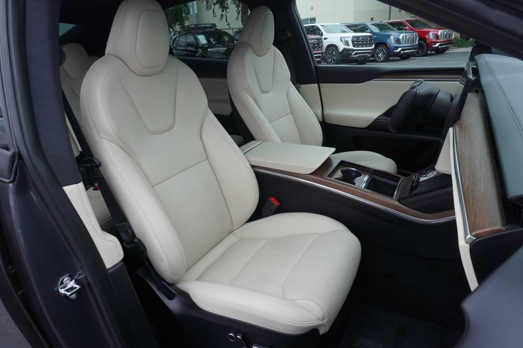 Used 2022 Tesla Model X AWD/4WD image 13