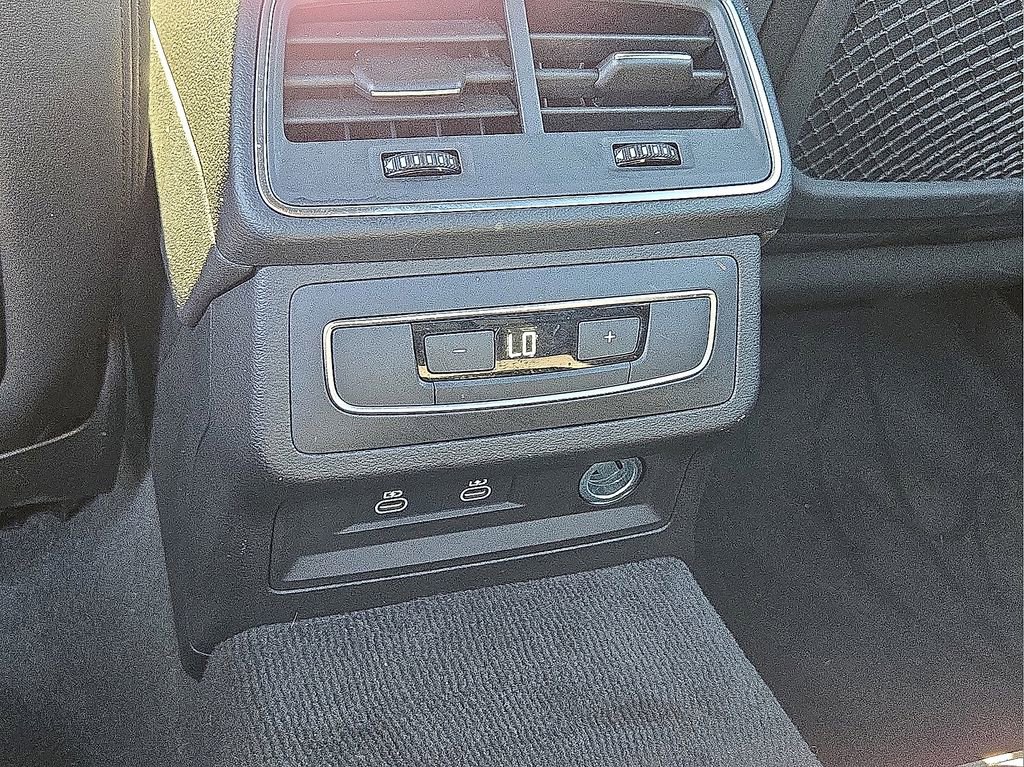 Used 2024 Audi A6 Premium Plus image 16