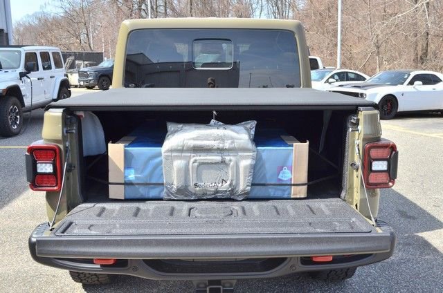 New 2026 Jeep Gladiator Rubicon AWD/4WD image 33