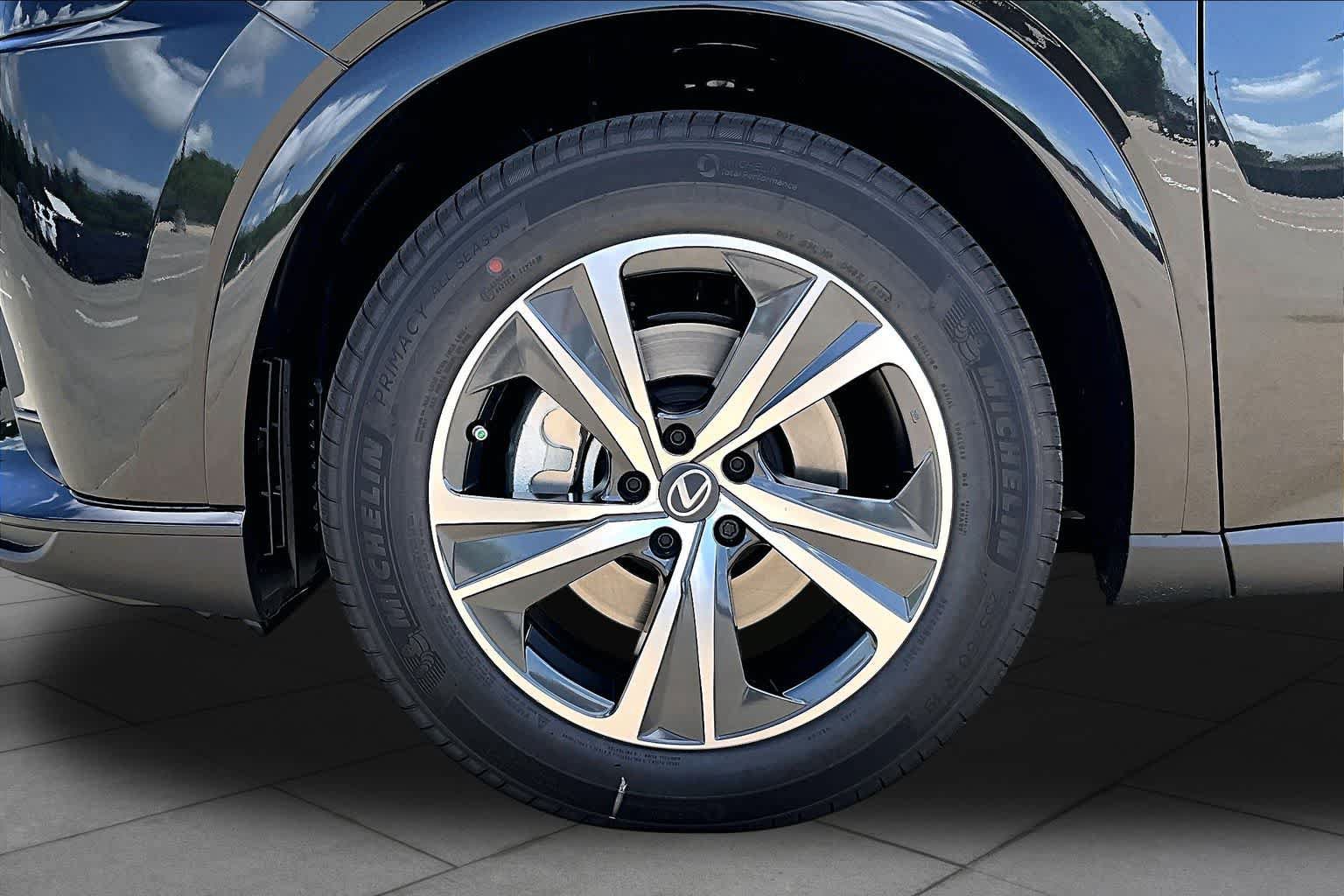 New 2026 Lexus RX 350 Premium FWD image 11