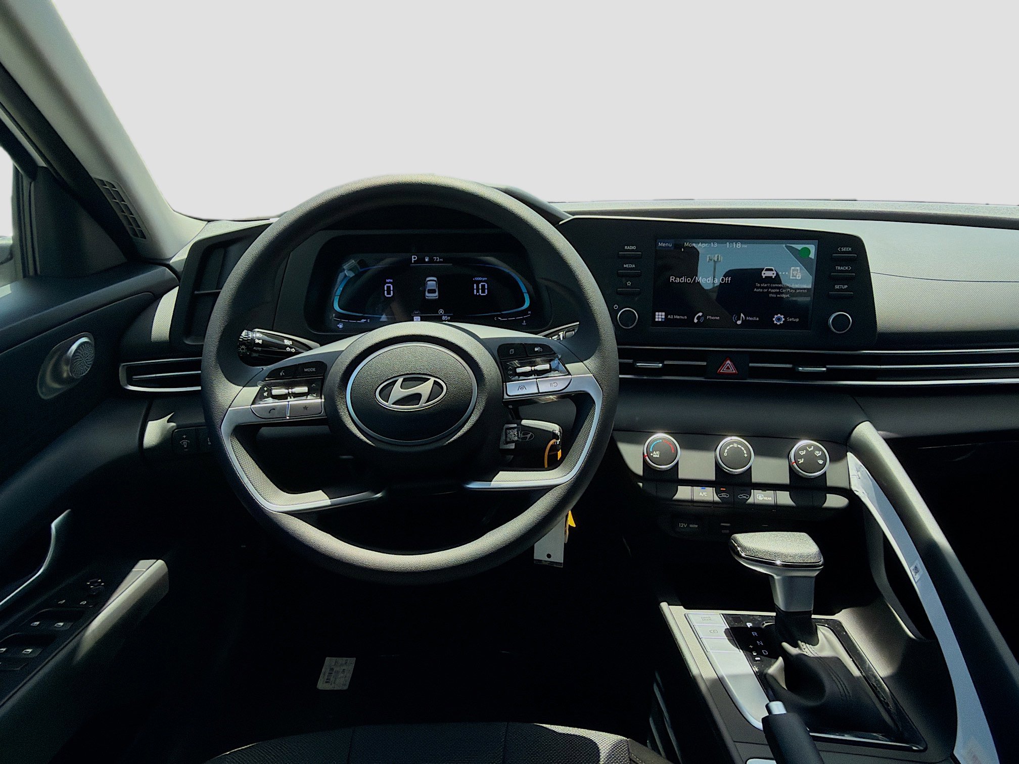 New 2026 Hyundai Elantra SE FWD image 15