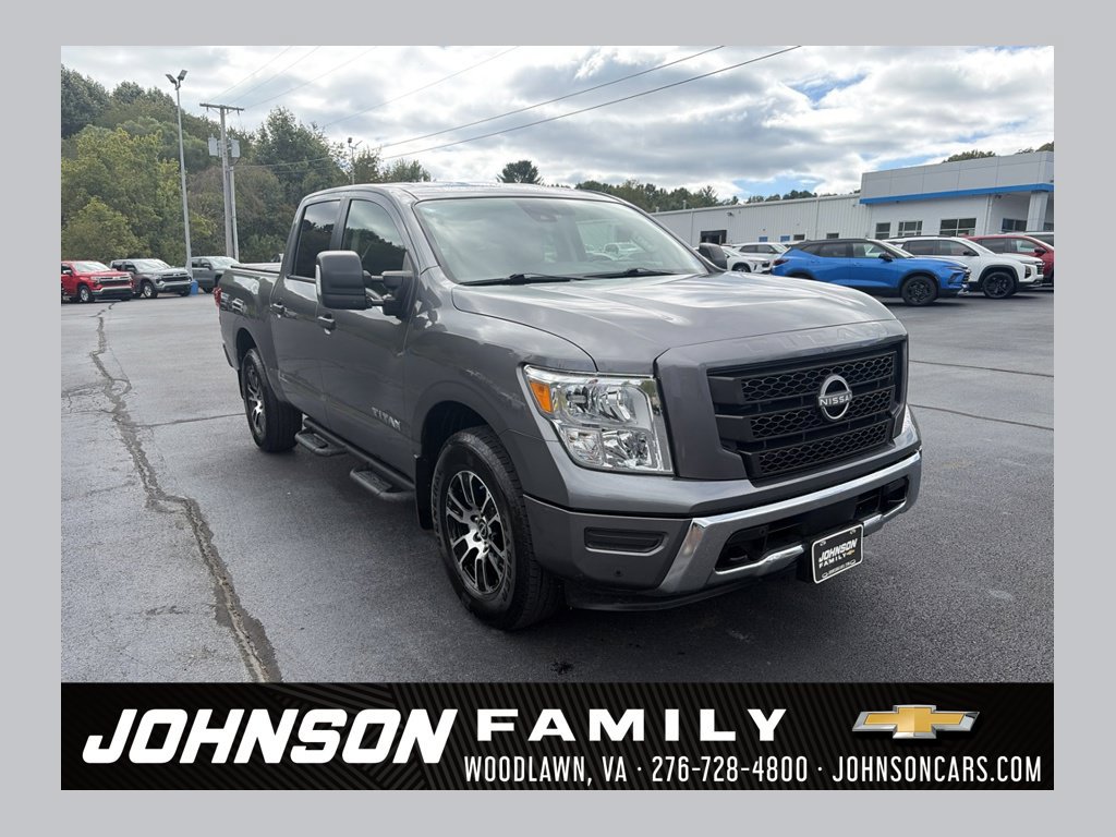 Used 2024 Nissan Titan SV w/ SV Convenience Package