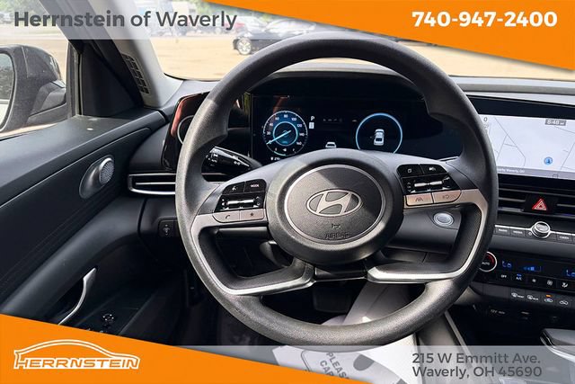 Used 2024 Hyundai Elantra SEL FWD image 7