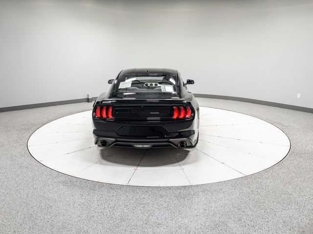 Used 2018 Ford Mustang Coupe w/ Equipment Group 101A RWD image 22