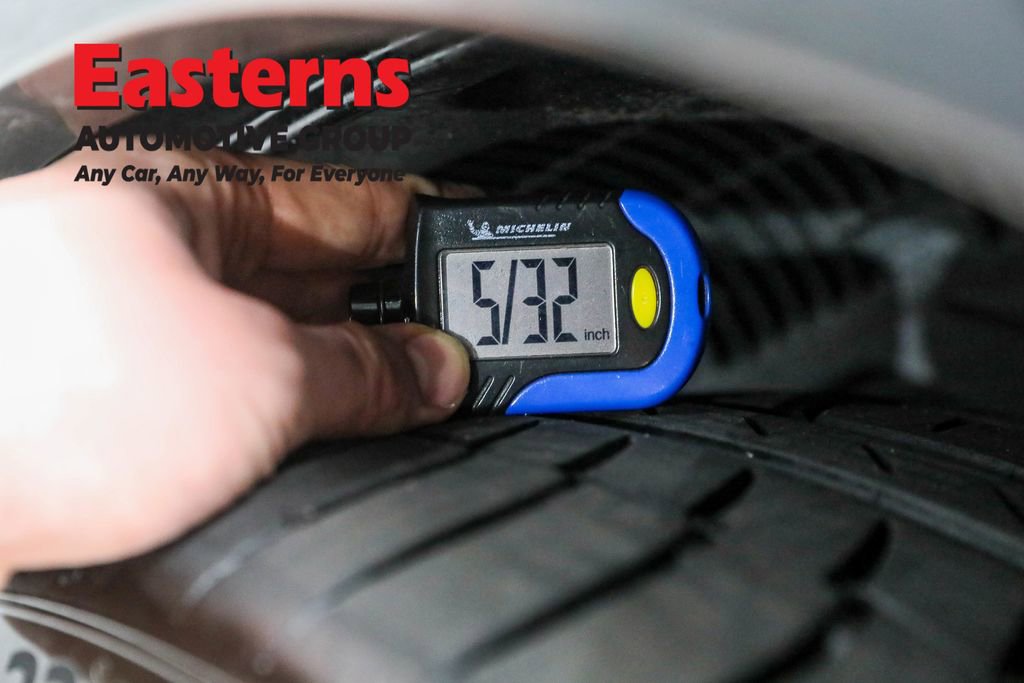 Used 2023 BMW X6 M50i w/ Executive Package image 29