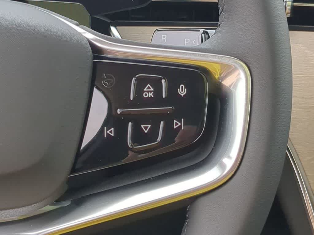 New 2026 Volvo EX90 Plus AWD/4WD image 23