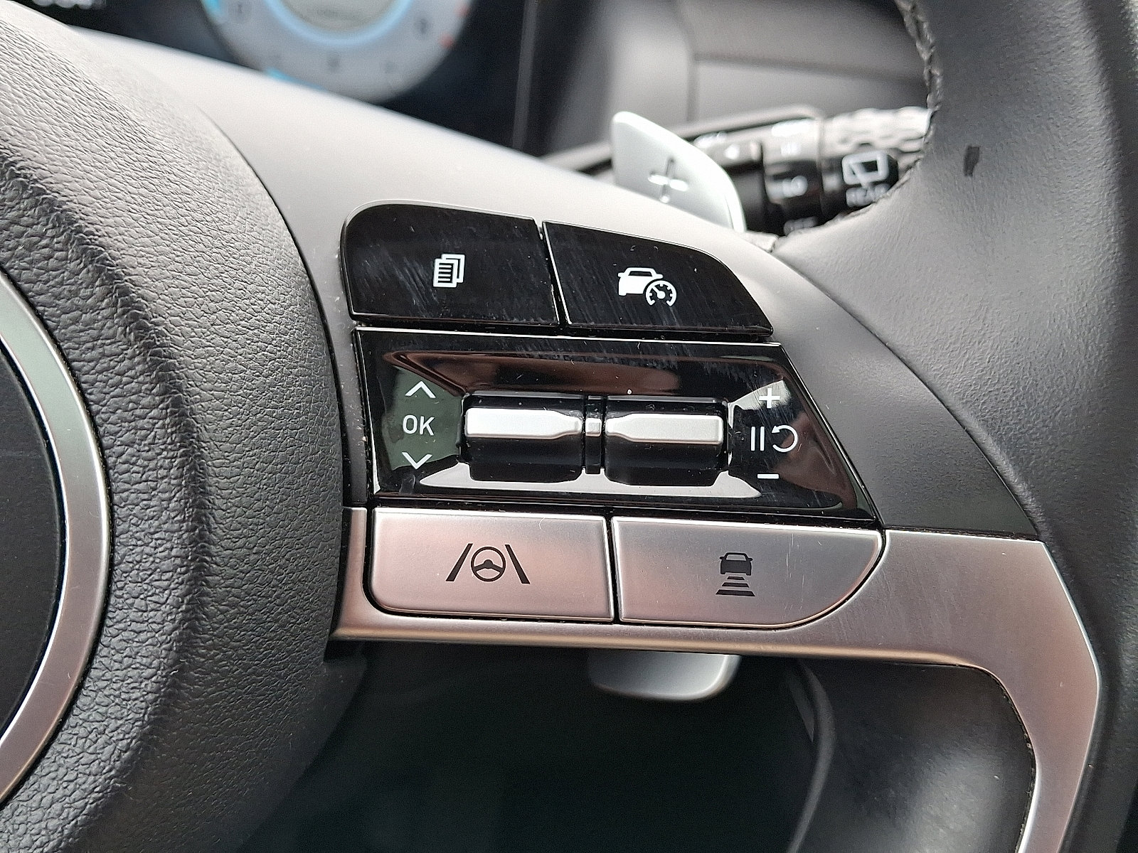 Certified 2022 Hyundai Tucson Limited image 22