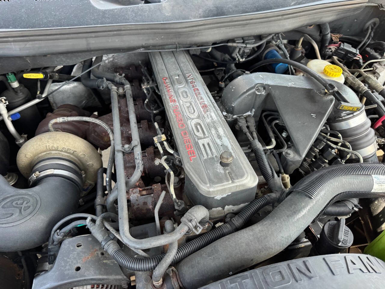 Used 1998 Dodge Ram 3500 Truck SLT LARAMIE 4X4 12V 5.9L CUMMI image 59