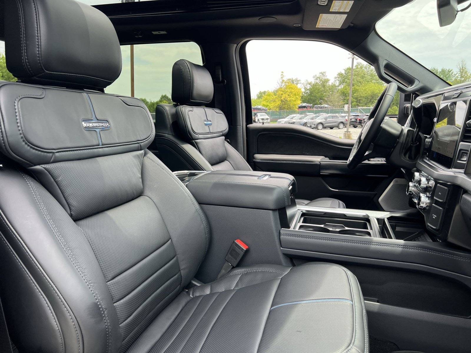 New 2026 Ford F450 Platinum AWD/4WD image 27